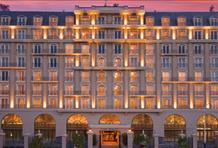 Cape Royale Luxury Hotel And Residence